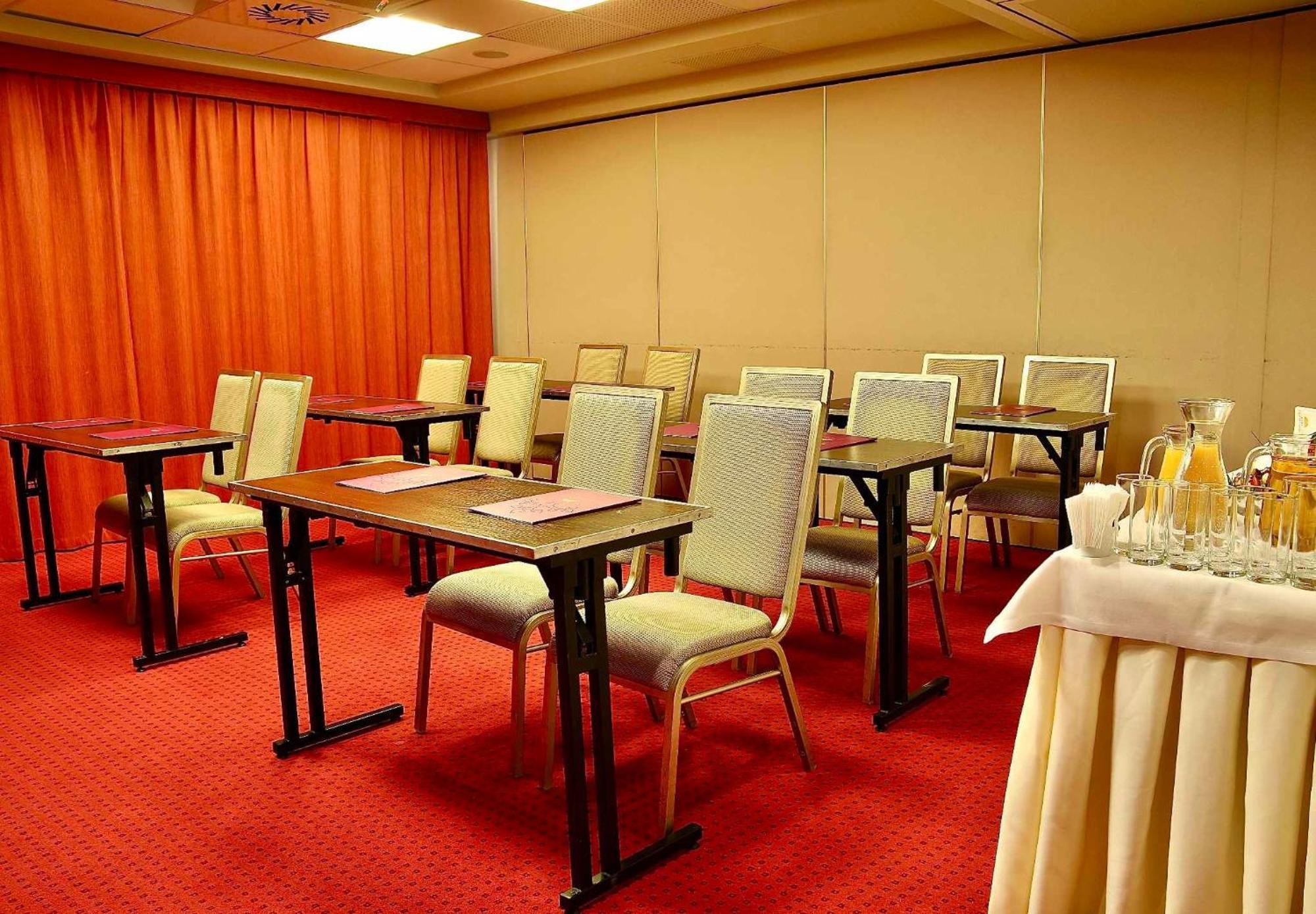 Hotel Teczowy Mlyn Kielce Dış mekan fotoğraf