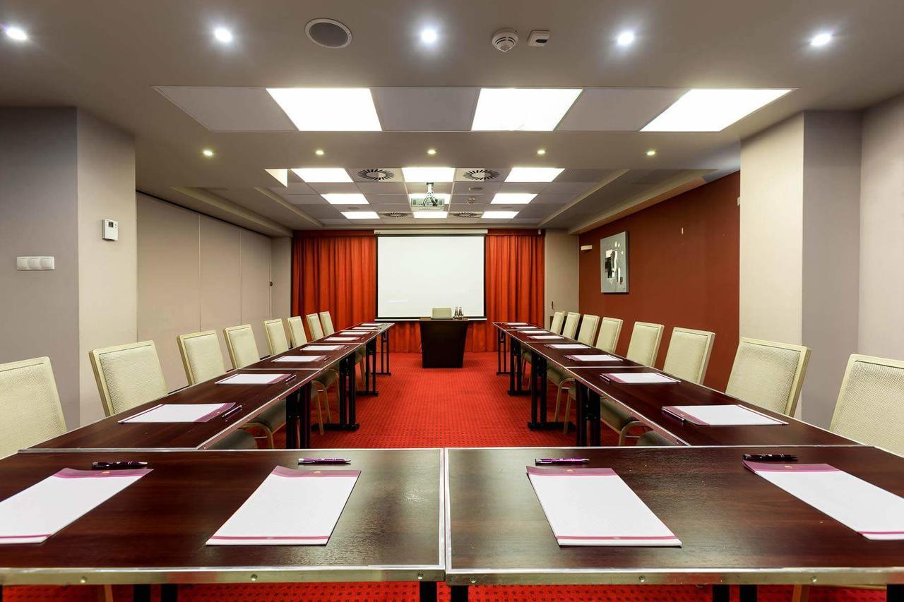Hotel Teczowy Mlyn Kielce Dış mekan fotoğraf